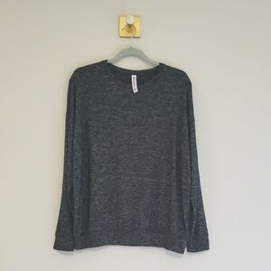 Athleta Long Sleeve Top Women Oversized Small Black Gray Athleisure Soft Cozy